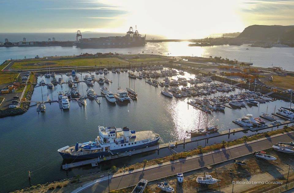 La elegancia del puerto de #Ensenada. ¡Orgullosamente, #SoyBC! 🛳️

Foto: Ricardo Lerma