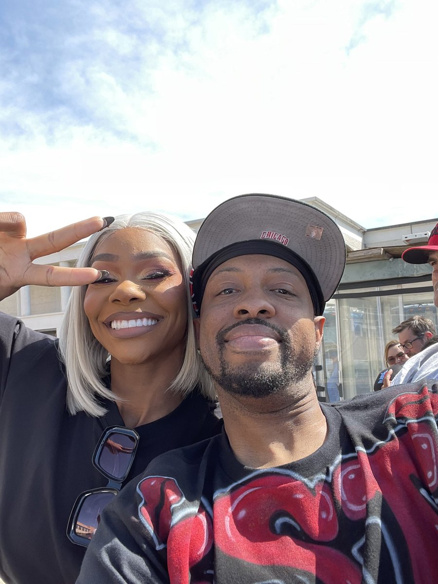 DJALL_REDDY's tweet image. #FlashbackFriday #DATBITCH …….. @Jade_Cargill