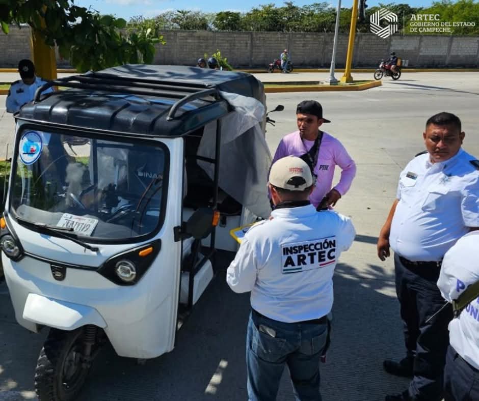 ArtecCampeche's tweet photo. 🚦OPERATIVO ARTEC | Municipio de Carmen

La #ARTEC realizó un operativo en el municipio de Carmen, reafirmando nuestro compromiso con la legalidad y la regularización del transporte, acciones que contribuyen a construir un mejor estado para todas y todos.

 #GobiernoDeTodos https://t.co/7q96rpT26i