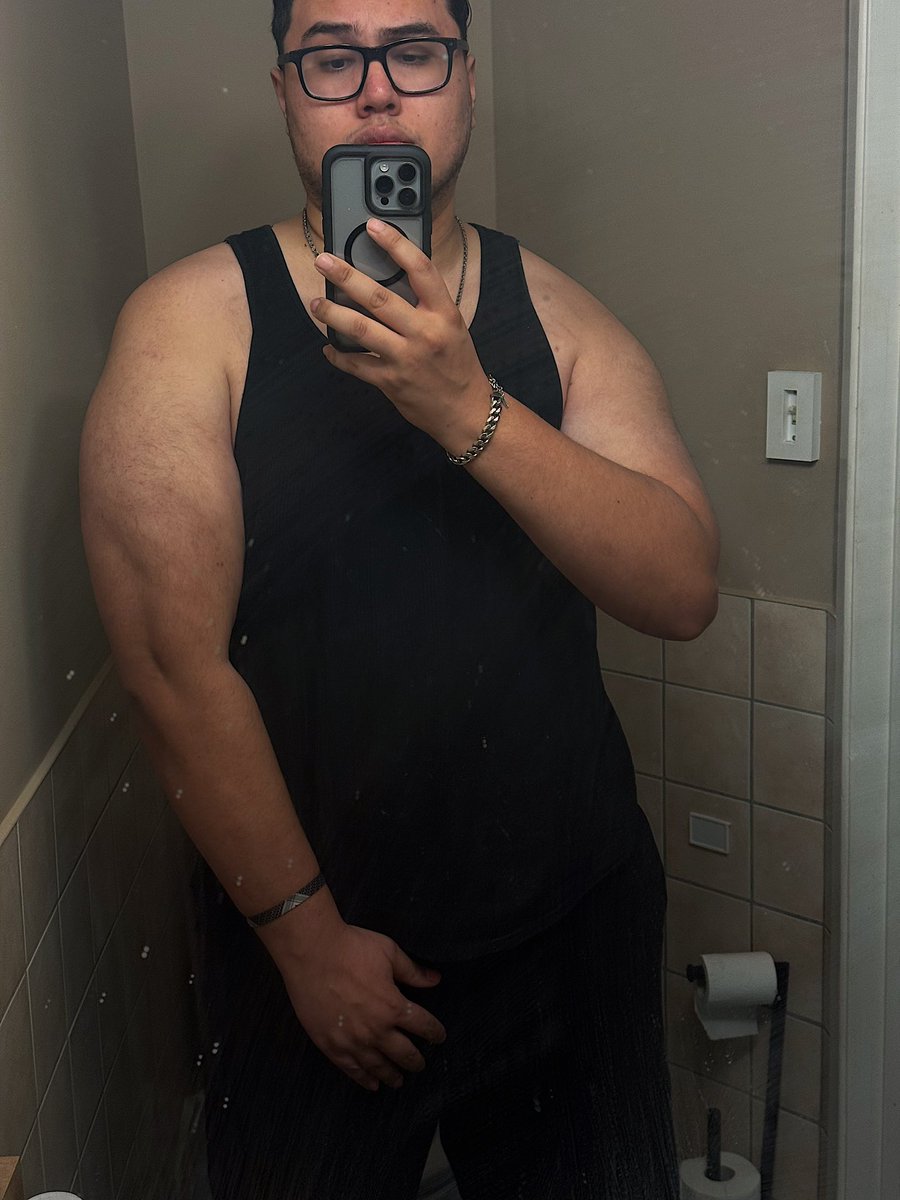 ibbiscus🍉 tweet media