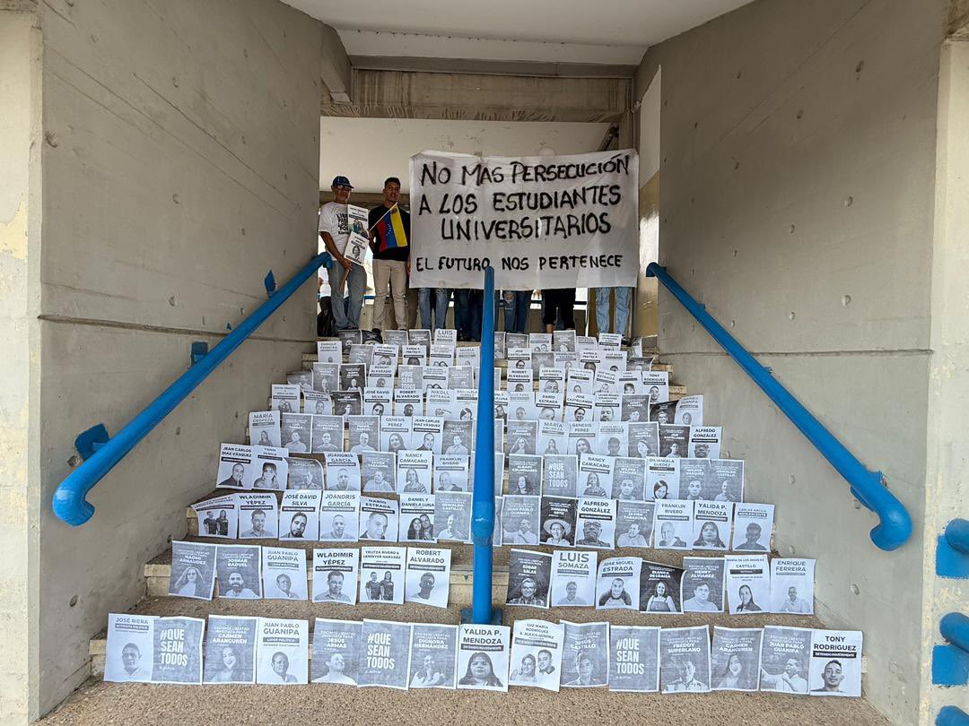Desde la Universidad Centroccidental Lisandro Alvarado, en el estado Lara, los estudiantes exigen la liberación de todos los presos políticos este 23 de enero.