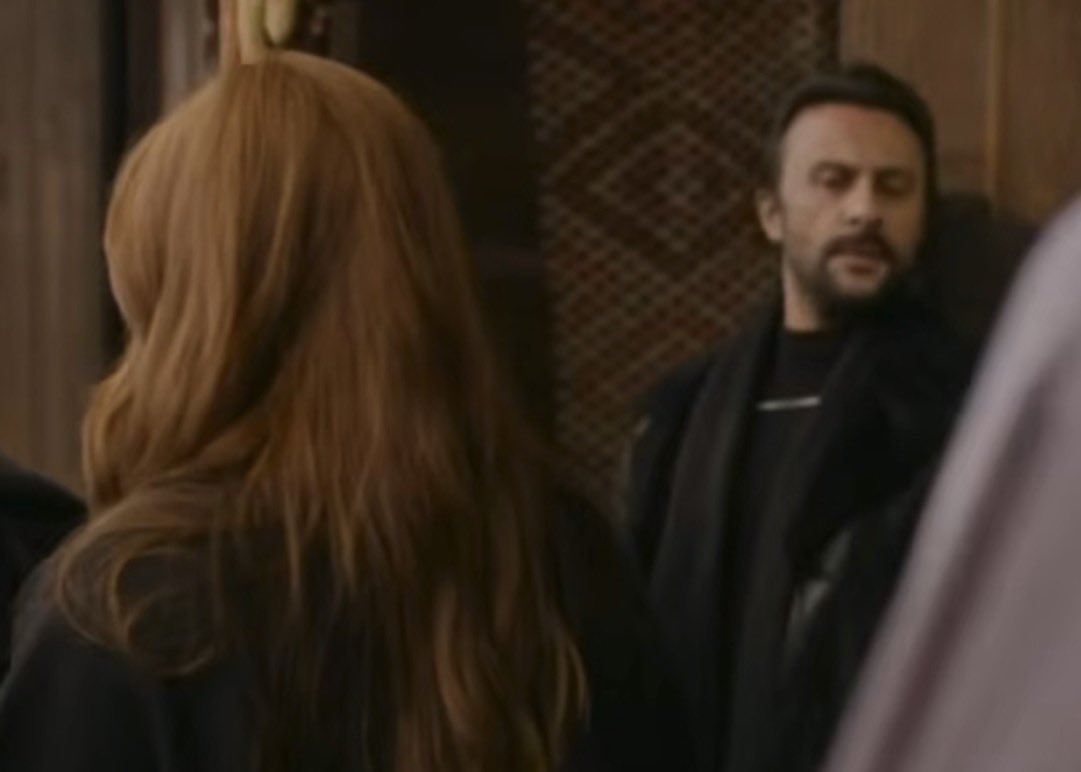 Hicran Gezep aşkını arada hatırlatıp sonra yok saymak büyük bir “hikâye planı” olmalı; dizinin en çok konuşulan çiftine rol vermeyip izleyiciyi sabır testine sokuyorsunuz, reyting mi ölçüyorsunuz yoksa dalga mı geçiyorsunuz?

 #HicZep #TaşacakBuDeniz #BurcuCavrar #OnurDilber