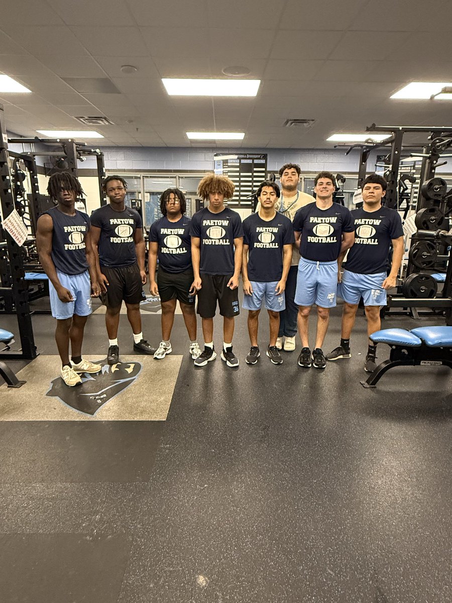 PaetowFootball's tweet photo. @PaetowHS WEEK 2 CHAMPS! 🏅Shoutout Coach Harrison’s 4th Period Group and Coach Jackson’s Freshmen! These boys lit up the scoreboard with intensity in the weight room and leadership in the school building!

#PAWS https://t.co/jOj3fAfUCX