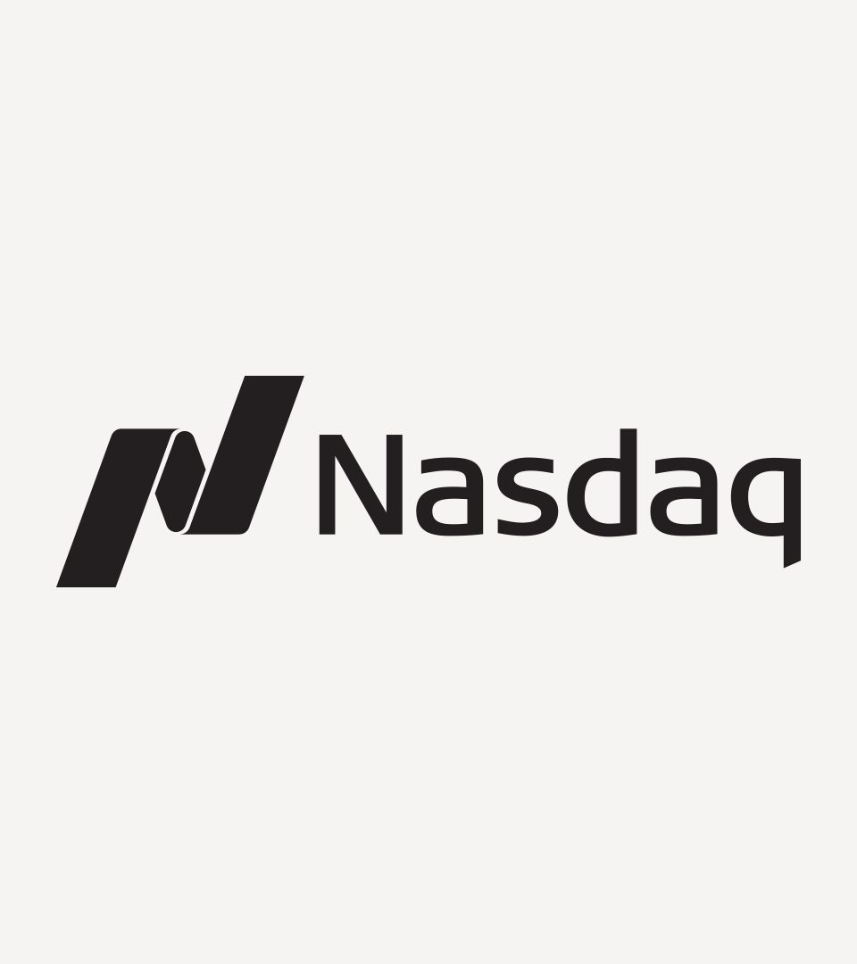 CryptosR_Us's tweet photo. NASDAQ JUST REMOVED POSITION LIMITS ON BTC & ETH ETF OPTIONS

Nasdaq filed a rule change with the SEC and the 25,000-contract cap on Bitcoin and Ethereum spot ETF options has been lifted -- effective immediately after the SEC waived the usual waiting period.

This applies to options tied to major crypto ETFs from BlackRock, Fidelity, Grayscale, Bitwise, ARK/21Shares, VanEck and more.

Why it matters:
🚀 Removes artificial limits that constrained large hedging and institutional strategies
🚀 Brings $BTC & $ETH ETF options in line with traditional commodity funds
🚀 Opens the door for deeper liquidity and bigger institutional playbooks

Institutions now have one less reason to stay on the sidelines. 👀