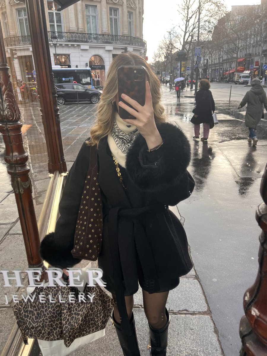 saana🖤 tweet media