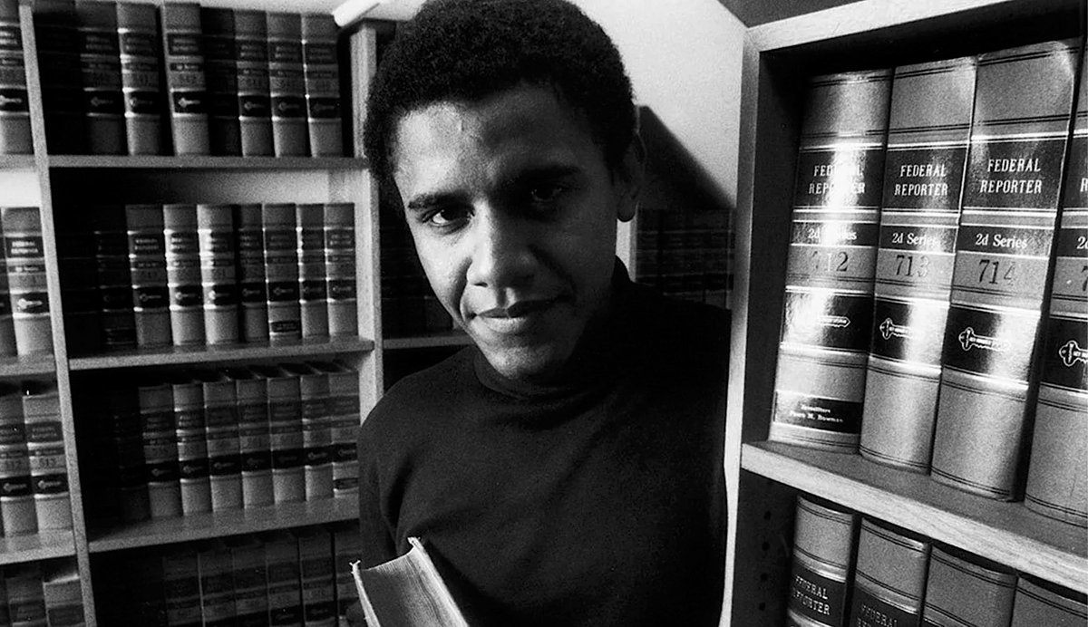 WarNuse's tweet image. 'Whoever, Owing Allegiance To The United States, Levies War Against Them Or Adheres To Their Enemies, Giving Them Aid And Comfort Within The United States Or Elsewhere, Is Guilty Of Treason And Shall Suffer Death.'

18 U.S.C. § 2381 - Treason

Barry 'Barack H. Obama' Soetoro