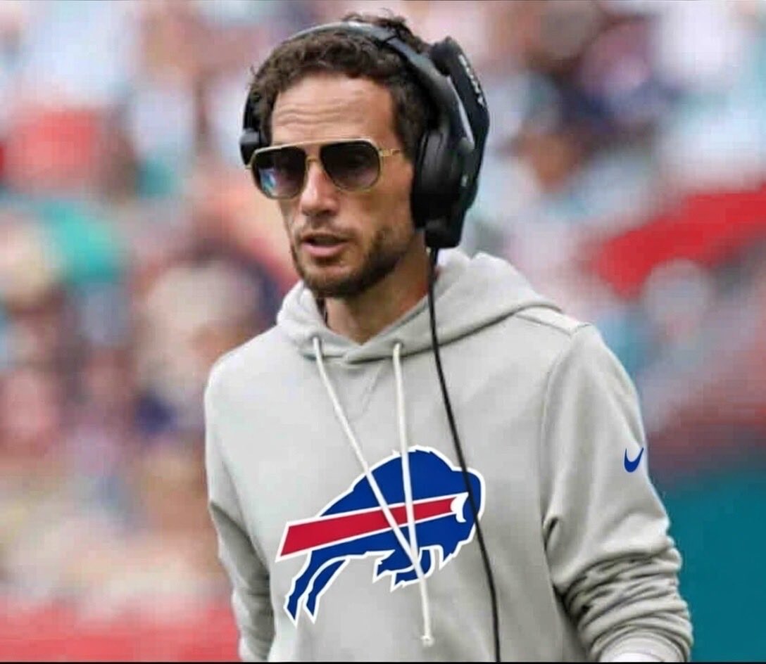 ry_magers's tweet photo. If this happens make sure to check on EVERY SINGLE Chargers fan that you know 😭
#mcdaniel #buffalobills #nfl #nflnews https://t.co/zNQ528BSl7