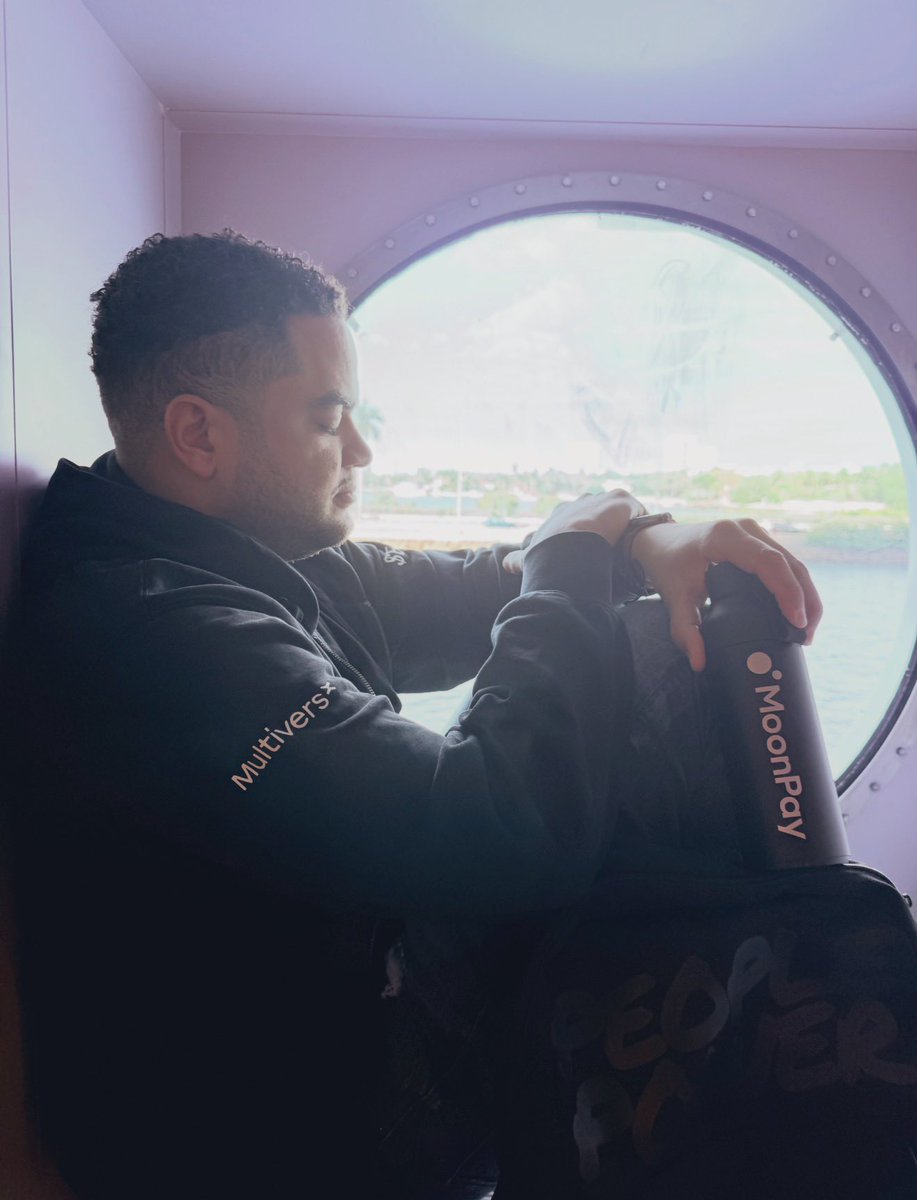 Representing the future of connectivity.
⚡ <a href="/MultiversX/">Multiversᕽ</a> 
🎒 <a href="/helium/">Helium🎈</a> 
💧 <a href="/moonpay/">MoonPay 🟣</a> 
People Power. 🌎💪