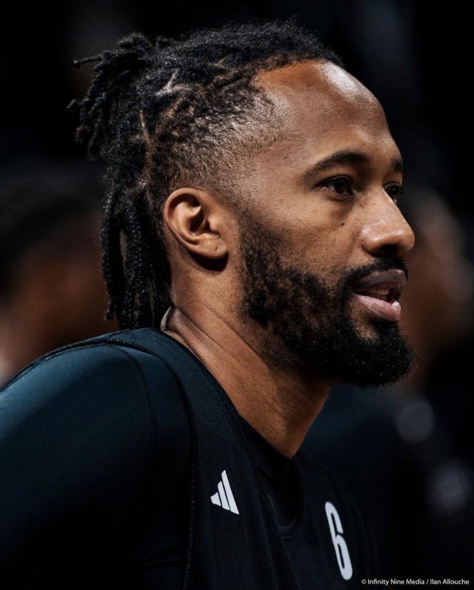 Alex_ReyesIB's tweet photo. ⚫⚪ Debut más que notable en Euroleague para BRAIAN ANGOLA.
El ex del Granca fue el mejor jugador del LDLC Asvel en la derrota ante el Barça (91-98).
1º partido para él con el equipo galo.
📊 16 PTS || 2 REB || 5 ASIS || 1 ROB
✅ 2-3 T2 || 1-4 T3 || 9-10 TL || 27 VAL
#ExACB https://t.co/iTLR0IM0kt
