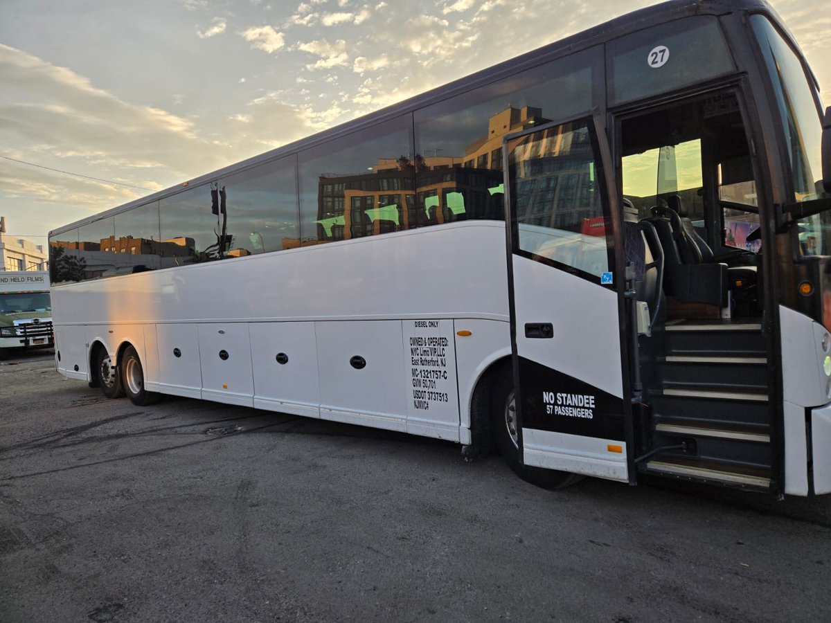 NYCLimoVIP's tweet image. Discover the Ideal Coach or Bus for Your Group

Toll Free: +1-888-760-3111
Local: +1-212-624-3788
info@nyclimovip.com
nyclimovip.com

Reserve now at: nyclimovip.com/book-now/

#nyclimovip #travel #events #grouptravel #tours #weddingplanner #winetours #bus #coach