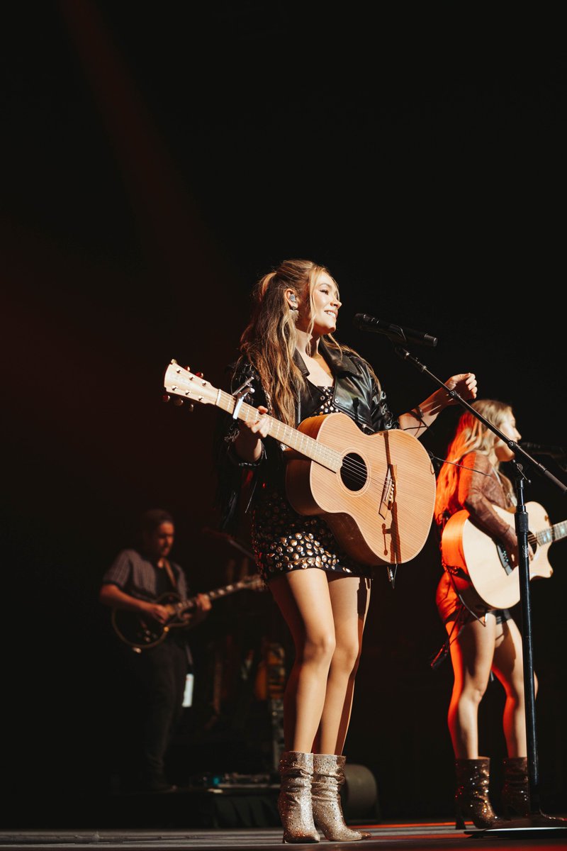 MaddieandTae's tweet photo. less than a month away from the start of the tour and we REEAADDYY 🤩 are y’all? 😏🥰
get your tickets now hunniessss!
https://t.co/A3Mmb6w9NU https://t.co/u4s3fvl2GH