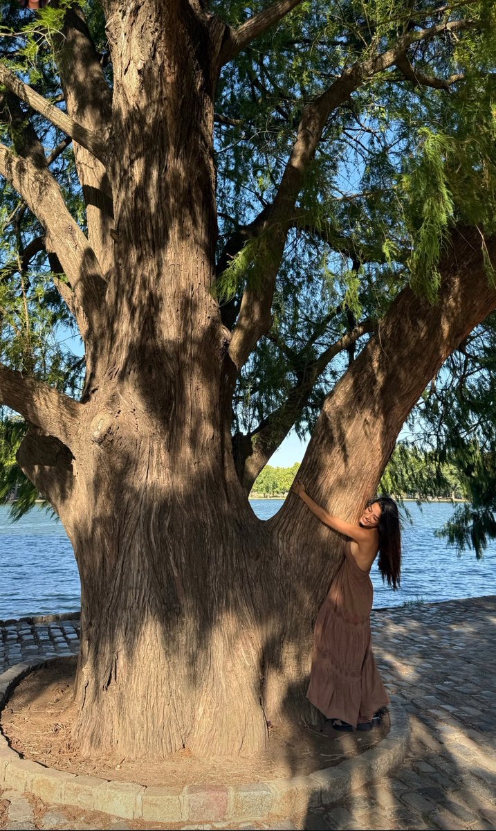 Ruby1139663's tweet image. La amo, ella es tan madre naturaleza 🧚🥹✨️