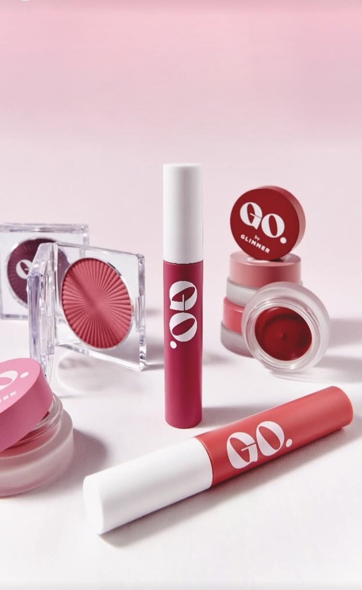 #AVONbyLINDA 
C-2, Orders due on: 
January 25, 2026 before 8 pm
💠 Click the Brochure link for local orders💄🛍️ 
avon.com/brochure?rep=h…
💠Click on the link below to shop the Avon's website
Shop at my Online Avon Store:
💻avon.com/repstore/herli…