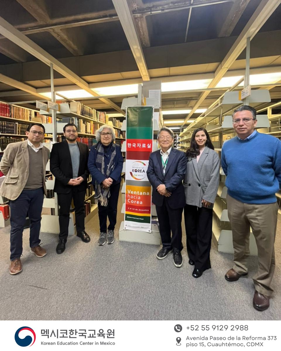 kec_mexico's tweet photo. ✨📚 Window on Korea en la @BiblioColmex (@elcolmex ) 🇰🇷🇲🇽
El 21 de enero de 2026, el Centro de Educación Coreana en México realizó una visita a la Biblioteca Daniel Cosío Villegas de El Colegio de México, para conocer la sección Window on Korea 📖🇰🇷.
#ElColegioDeMéxico #KECMX https://t.co/IG5XGwPVTl