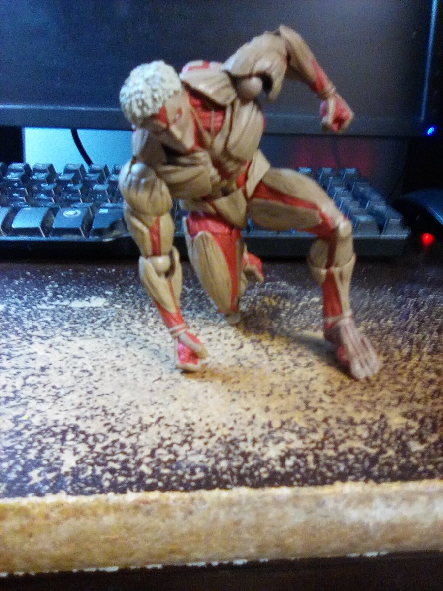 Ezilla82's tweet image. Even though the Female Titan was good this Armored Titan is badass. I have him in @realKILLERkross signature pose and yep that sold me.