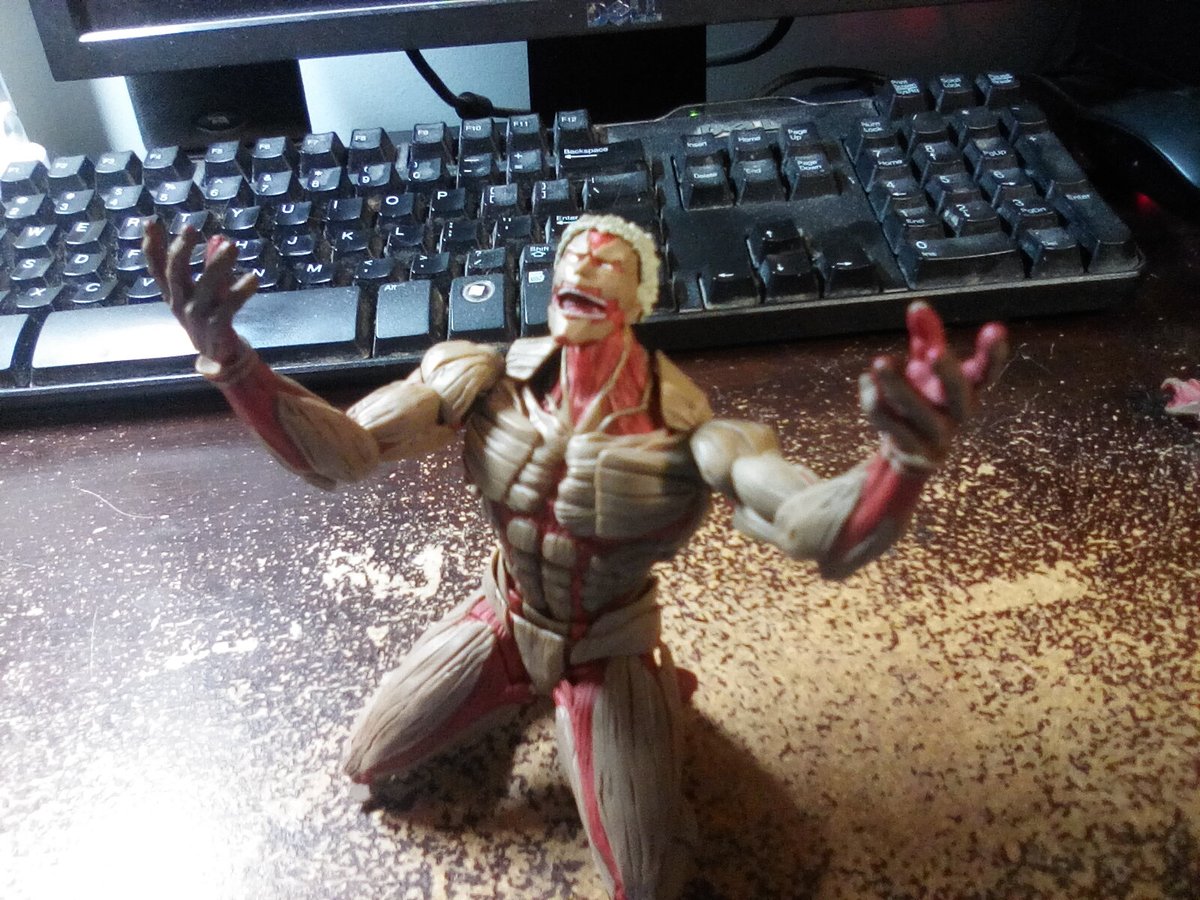 Ezilla82's tweet image. Even though the Female Titan was good this Armored Titan is badass. I have him in @realKILLERkross signature pose and yep that sold me.