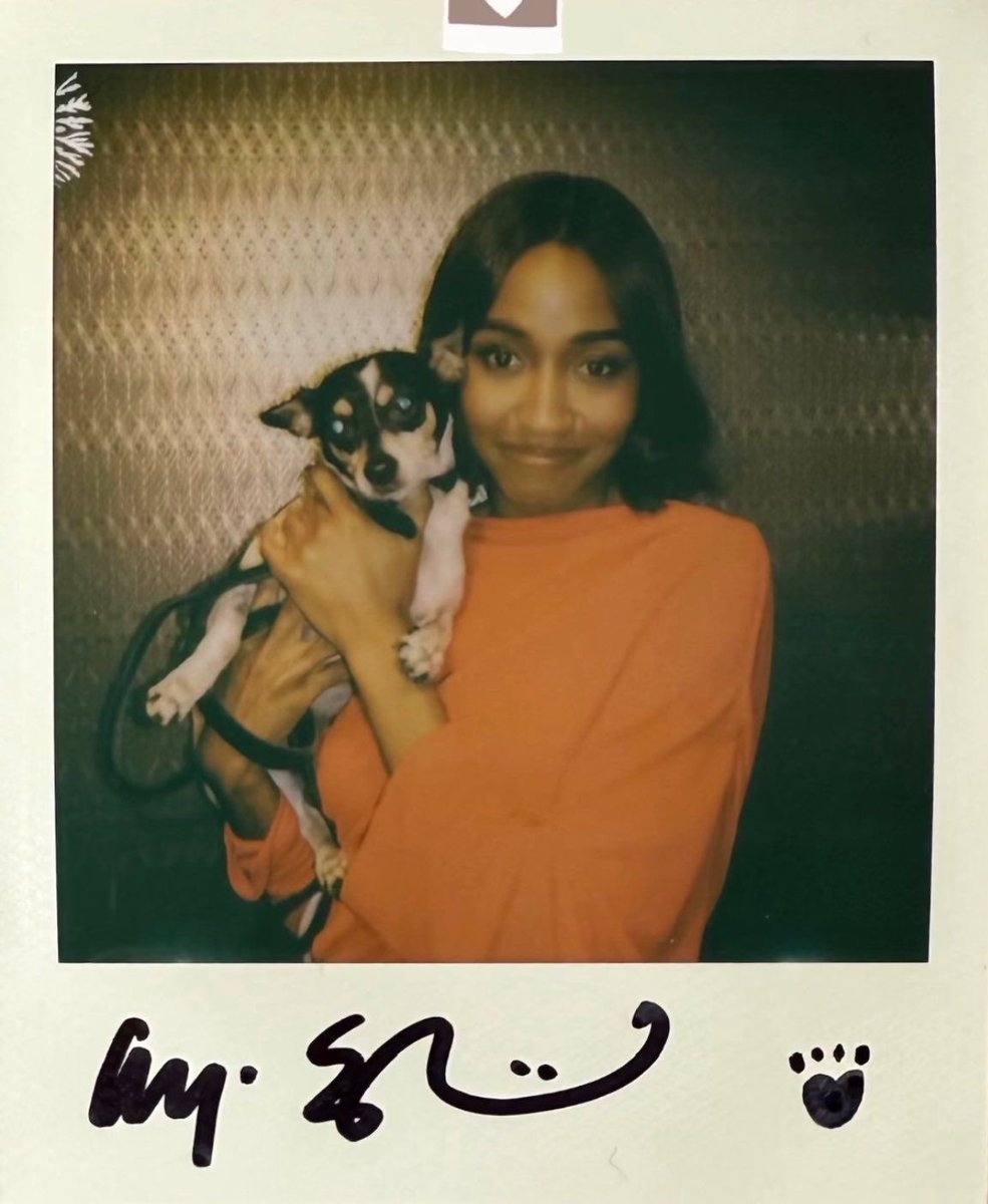 carmygf's tweet image. My polaroid princess ❤️