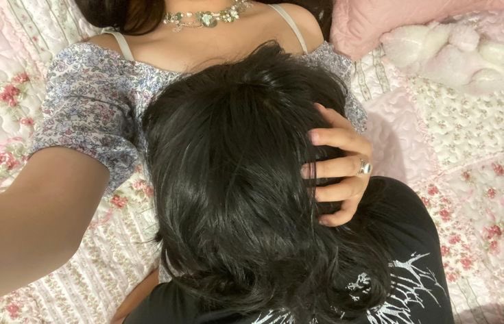 llfleurrrss's tweet photo. #lesbyler 💗💞💘💗💕💝💖💓💝💗💞💘💝💕💖💓 https://t.co/ppPtywrtuK