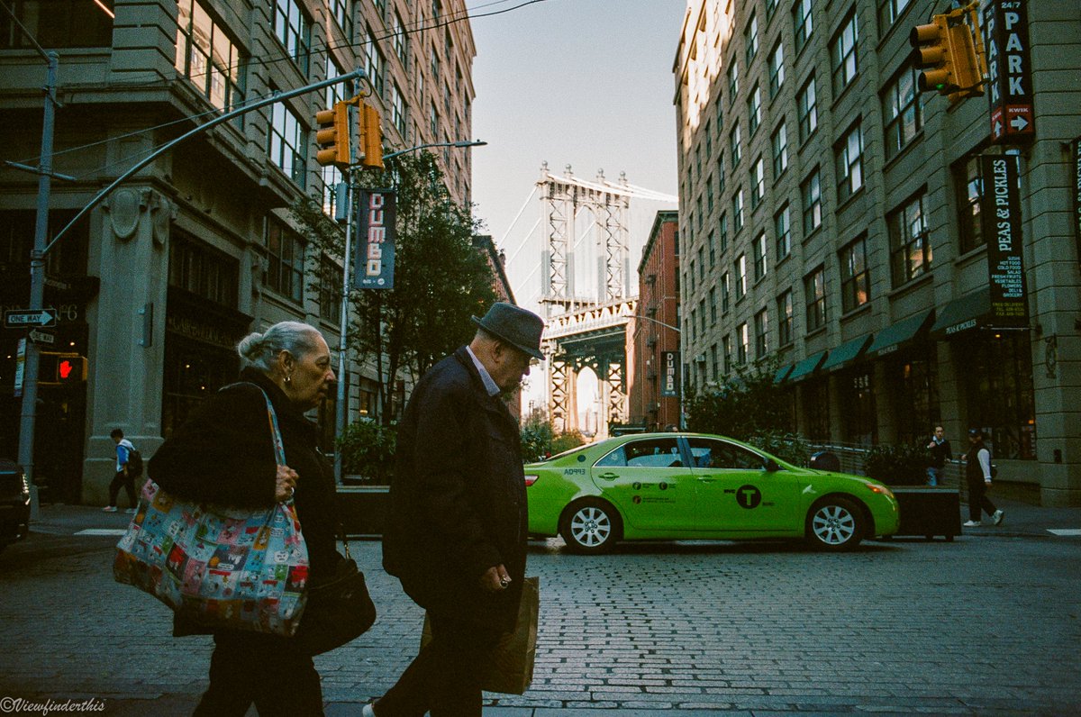 viewfinderthis's tweet photo. NYC Moments on 35mm Film https://t.co/Y140jLBYtQ