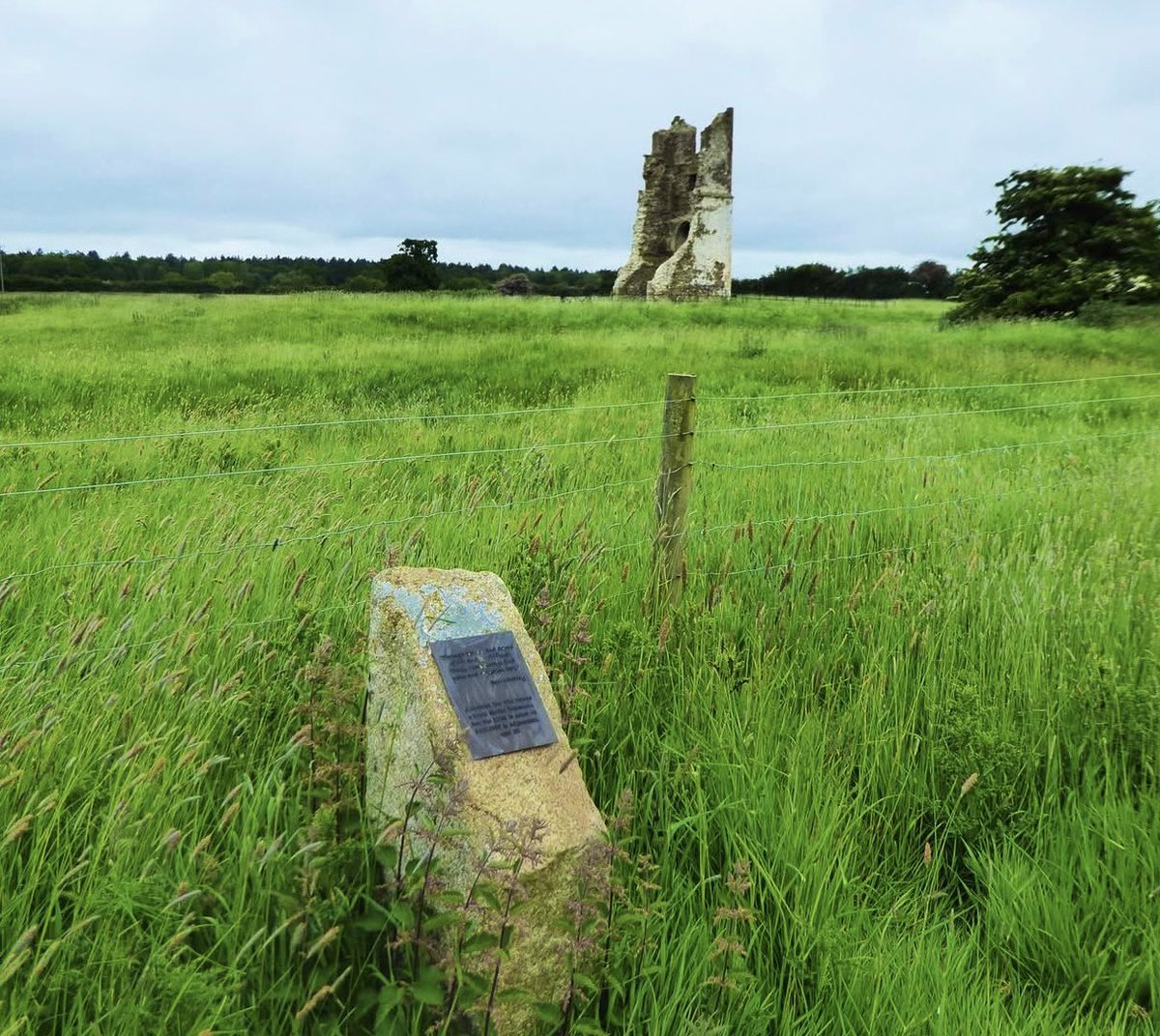 Godwick a deserted village in #Norfolk
Through the ups and downs of life and its difficult times, I can always find peace and reflection here
Written on a plaque at Godwick in memory of Ben Whatley A Godwick Boy was a Royal Marine Commando Killed in action in Afghanistan aged 20