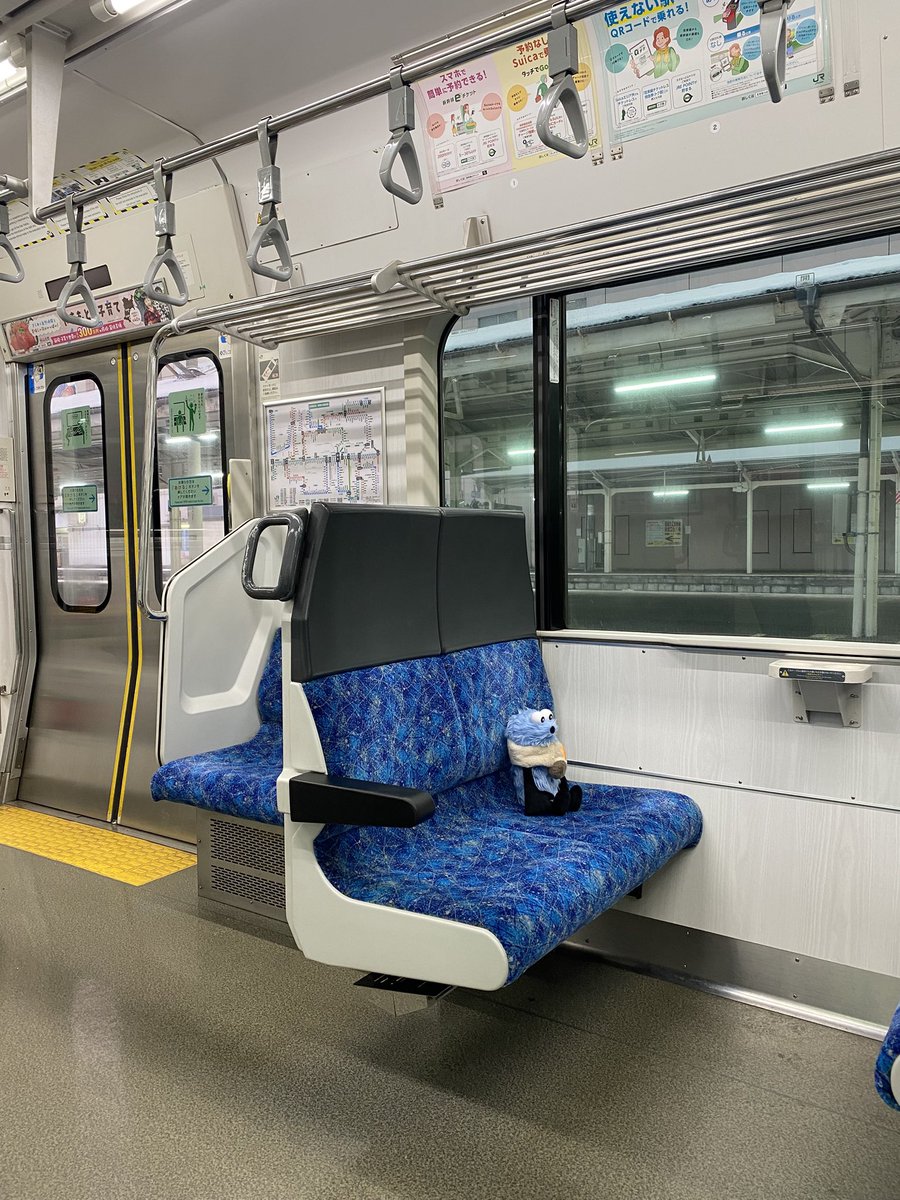 HI9pZekXF046103's tweet photo. 今年最初の電車旅だよ♪
#パペットスンスン
#ぬい活
#1人旅 https://t.co/pqctMb73TC