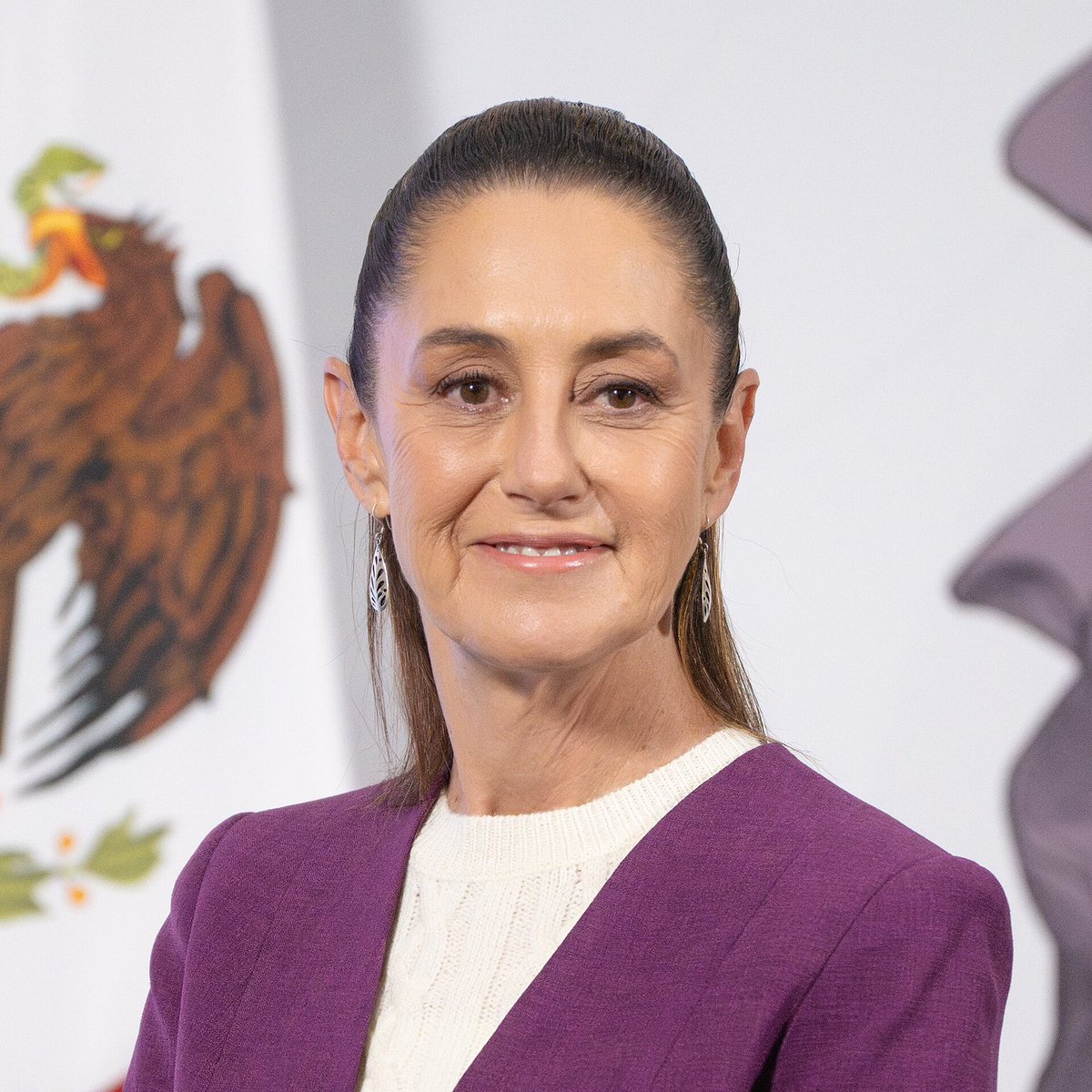 agusantonetti's tweet image. 🇺🇸🇲🇽 | AHORA — México está considerando detener los envíos de petróleo a Cuba por temor a represalias del gobierno de los Estados Unidos.

El gobierno mexicano es actualmente el mayor proveedor de petróleo de la dictadura cubana. Sin ellos, se acaba todo.

Lo reporta Reuters.