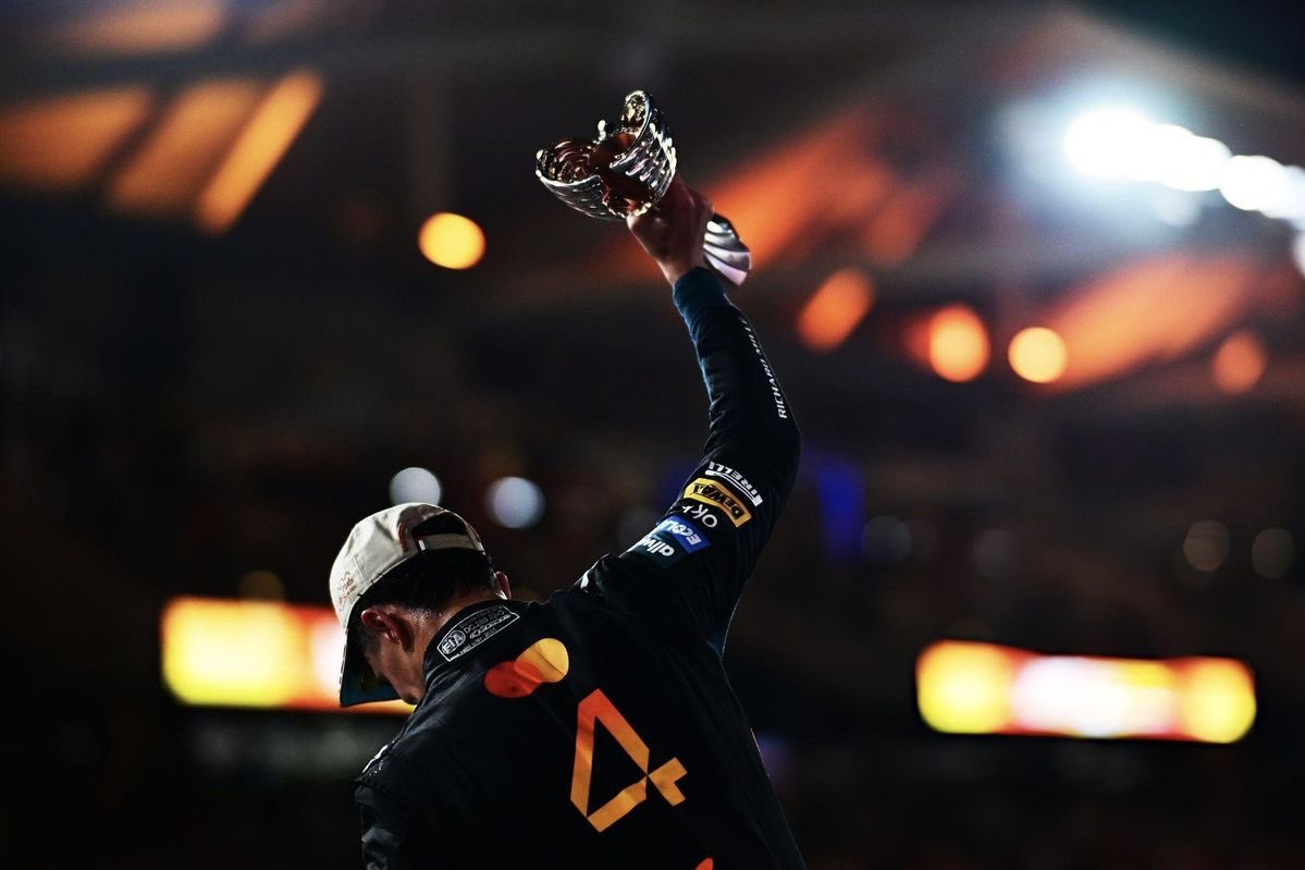 flurofour's tweet image. “let people hate on me, i don’t care”