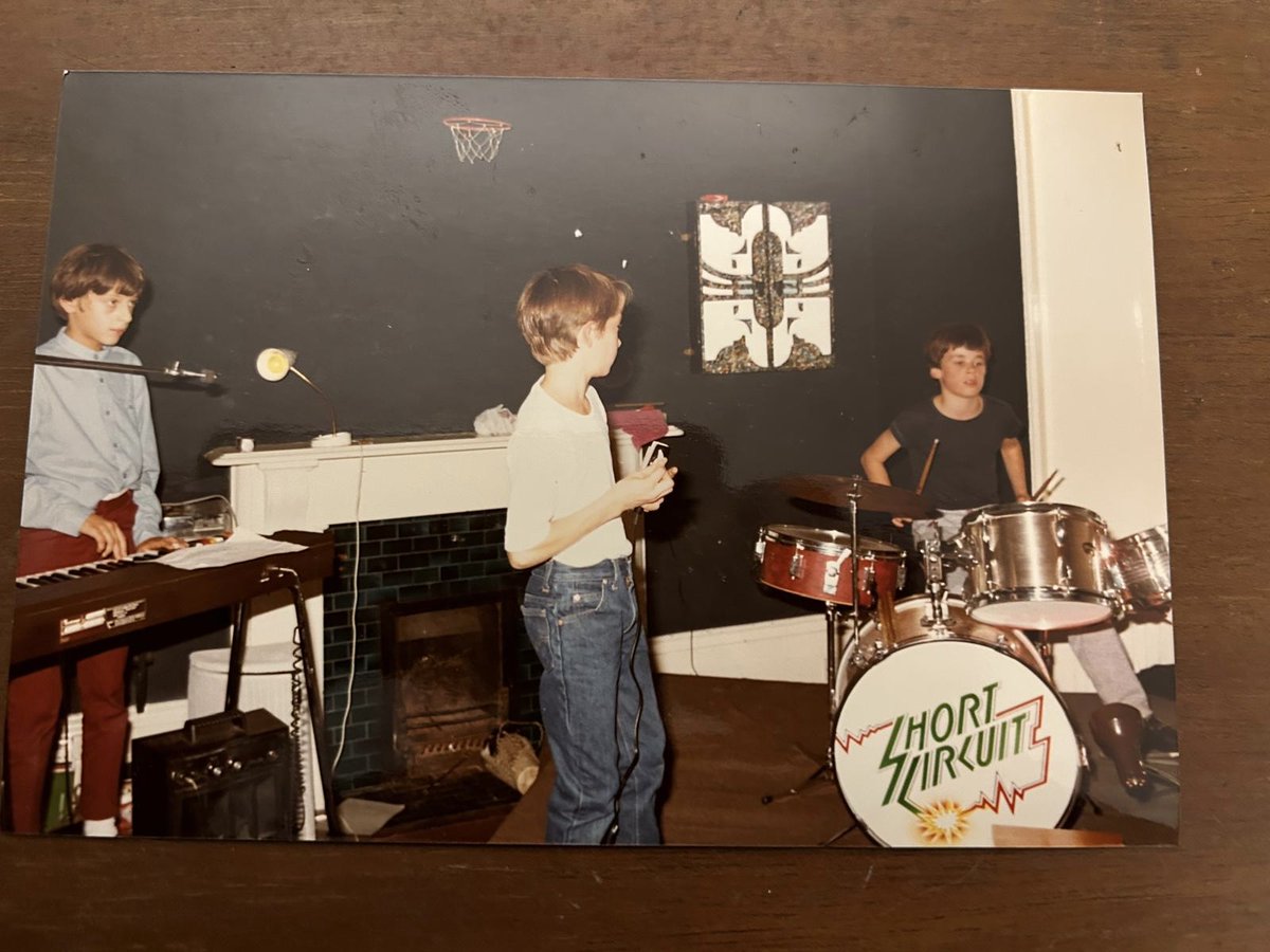 Mike Paradinas tweet media