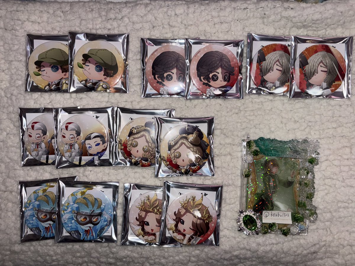 交換/譲渡]Identity V 第五人格 マイカクテル 缶バッジ 等身 SD 譲