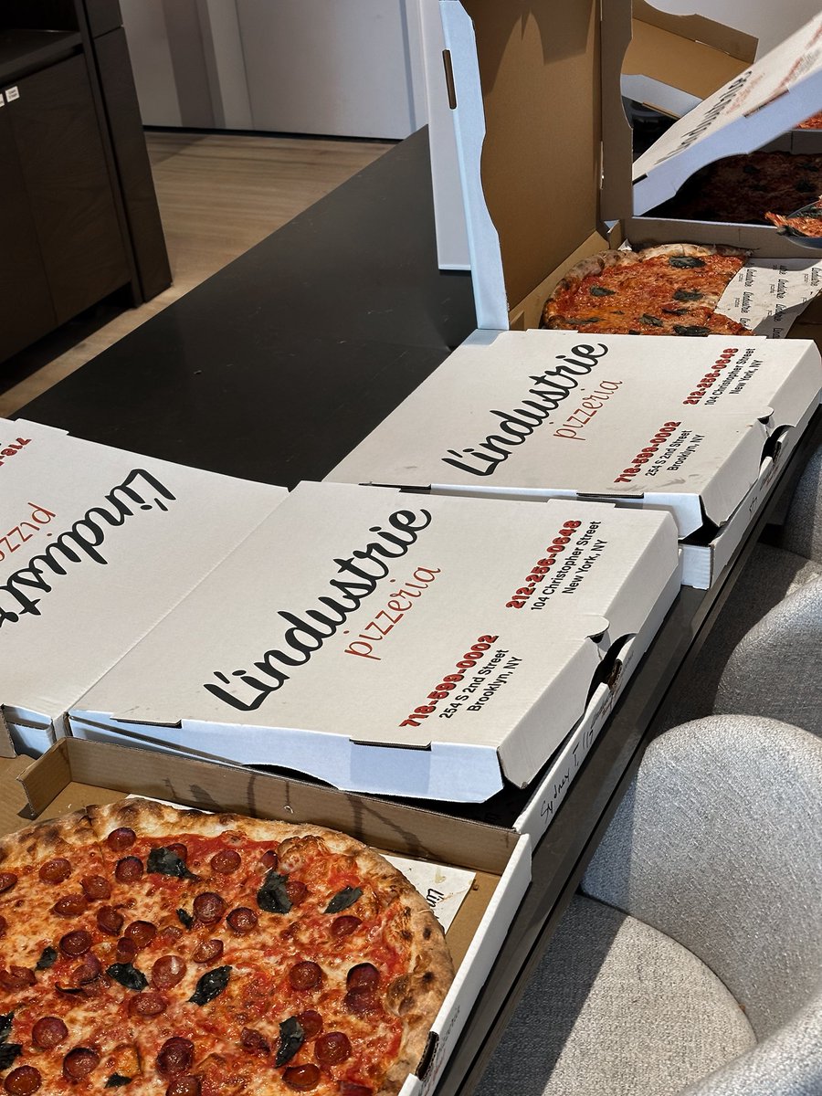 A l’industrie pizza party in the office will make your engineers code faster