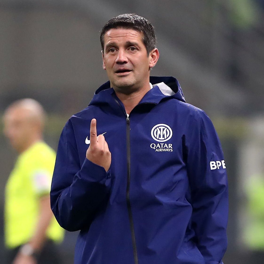 Salah 1 keunggulan Chivu - dibanding Inzaghi: Ketidakraguannya utk melakukan pergantian pemain

Ga jarang kita lihat Toro, Bare, Thuram, &amp; pemain kunci lainnya ditarik di menit 60an kalau emg ga perform

Hari ini, di menit 30an, dia "pecah kebuntuan" dg Dimash. Kelas, coach! 💪🏻