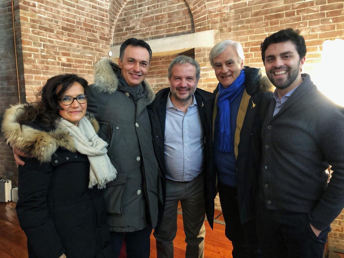 <a href="/ClaudioBorghi/">Claudio Borghi A.</a> <a href="/LInsorto/">L'Insorto</a> Ubi maior!
In bocca al lupo a <a href="/Rinaldi_euro/">Antonio M. Rinaldi</a>