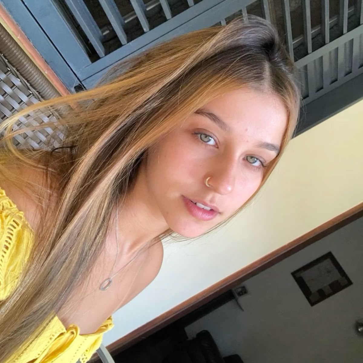 kyevcs's tweet image. Paiva se envolvendo com uma garota nova, doce, de família. Eu já vi esse filme antes…