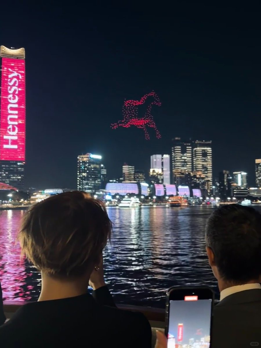 [XHS] 260123 孙浩天_ 

📸 With Jackson Wang at the Hennessy event in Shanghai 

#SEXGOD #JacksonWang #王嘉尔 #잭슨 #TEAMWANG <a href="/JacksonWang852/">Jackson Wang</a>