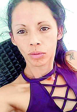 desaparecidaorg's tweet photo. Yanina Belén Correa tiene 30 años, desapareció el 24/12/25 en La Plata, provincia de Buenos Aires. Se hizo la denuncia. Por favor compartir y avisar #Urgente al ☎️11-27118443, 0221-5771895, o 911  

#LaPlata #BuenosAires https://t.co/wFyVpAn7Y4