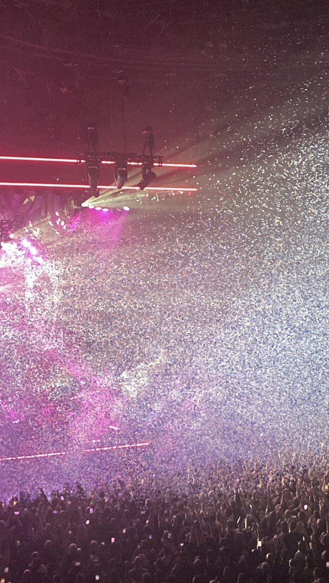 Boxed Up tweet media