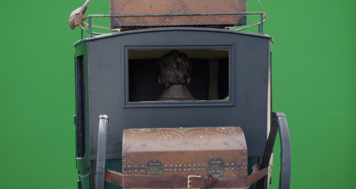 BtonArchives's tweet photo. Luke Newton behind the scenes of #Bridgerton Season 3 https://t.co/E7khkFyCJB