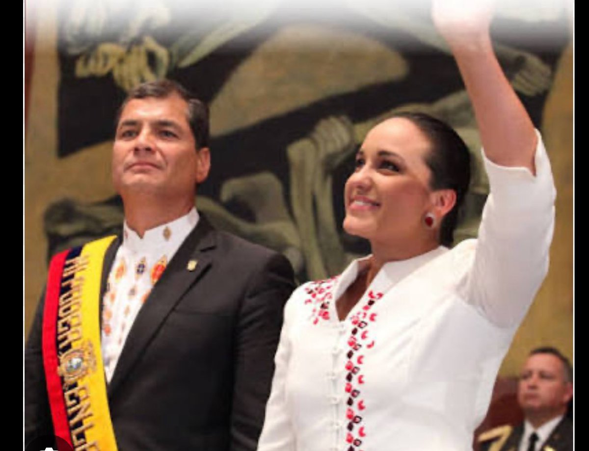 Vamos mi gente #Correista, formemos un gran grupo de tuiteros, así haremos frente a toda esta bola de troles que no hacen otra cosa mas que insultarnos.
Sigamos la Cadena: Sígueme y te sigo dale RT.