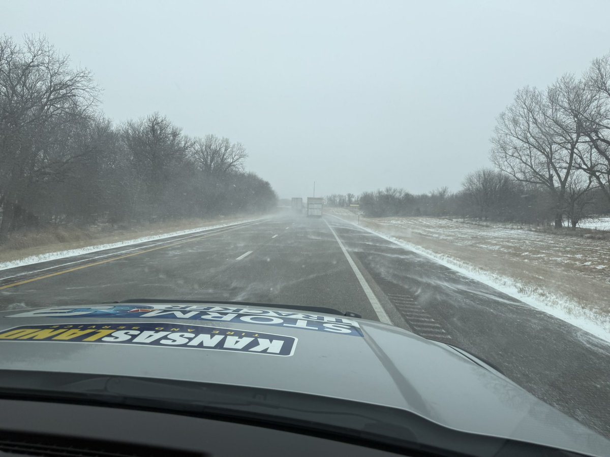 Meteorologist Lucy Doll tweet media