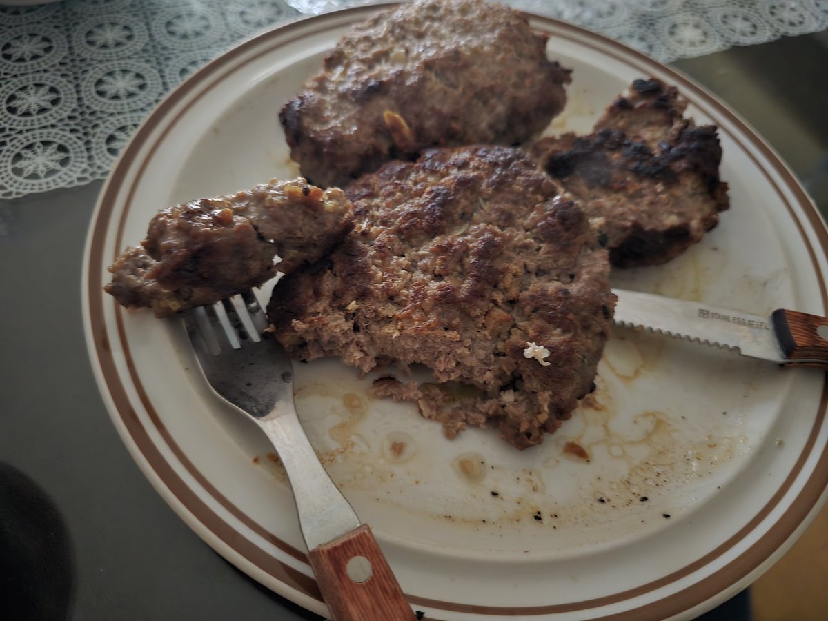 形終わってるハンバーグ作った