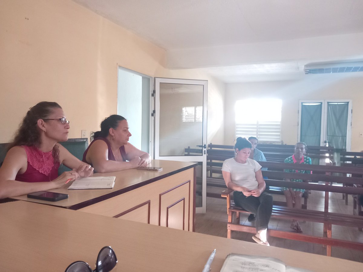 Muchas felicidades. Excelente reunión de trabajo se realizó en el TMP de Cumanayagua y se proyectaron acciones para este #2026. Un colectivo entregado que distingue en hacer cada vez más por la justicia ⚖️.