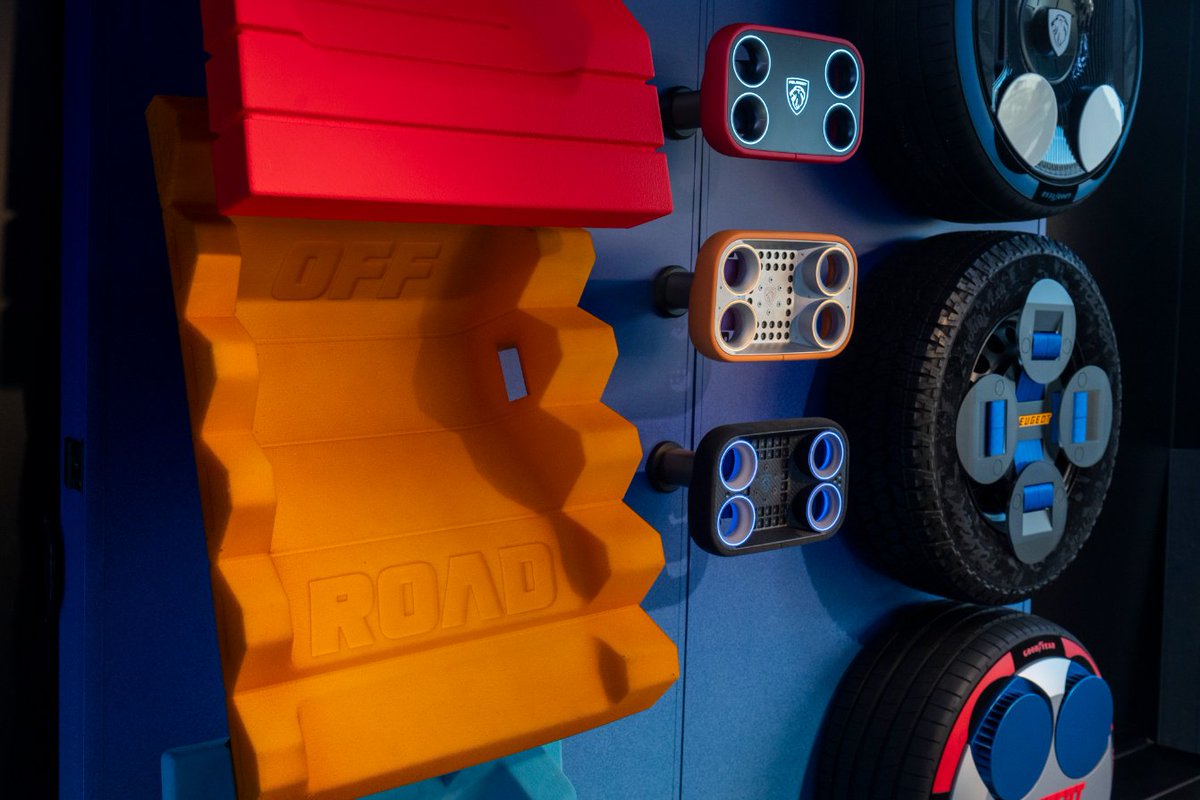 .<a href="/PeugeotMex/">Peugeot México</a>  presenta el Polygon Roadshow, esto permitirá al público europeo conocer de primera mano las innovaciones revolucionarias que darán forma a la próxima generación de vehículos