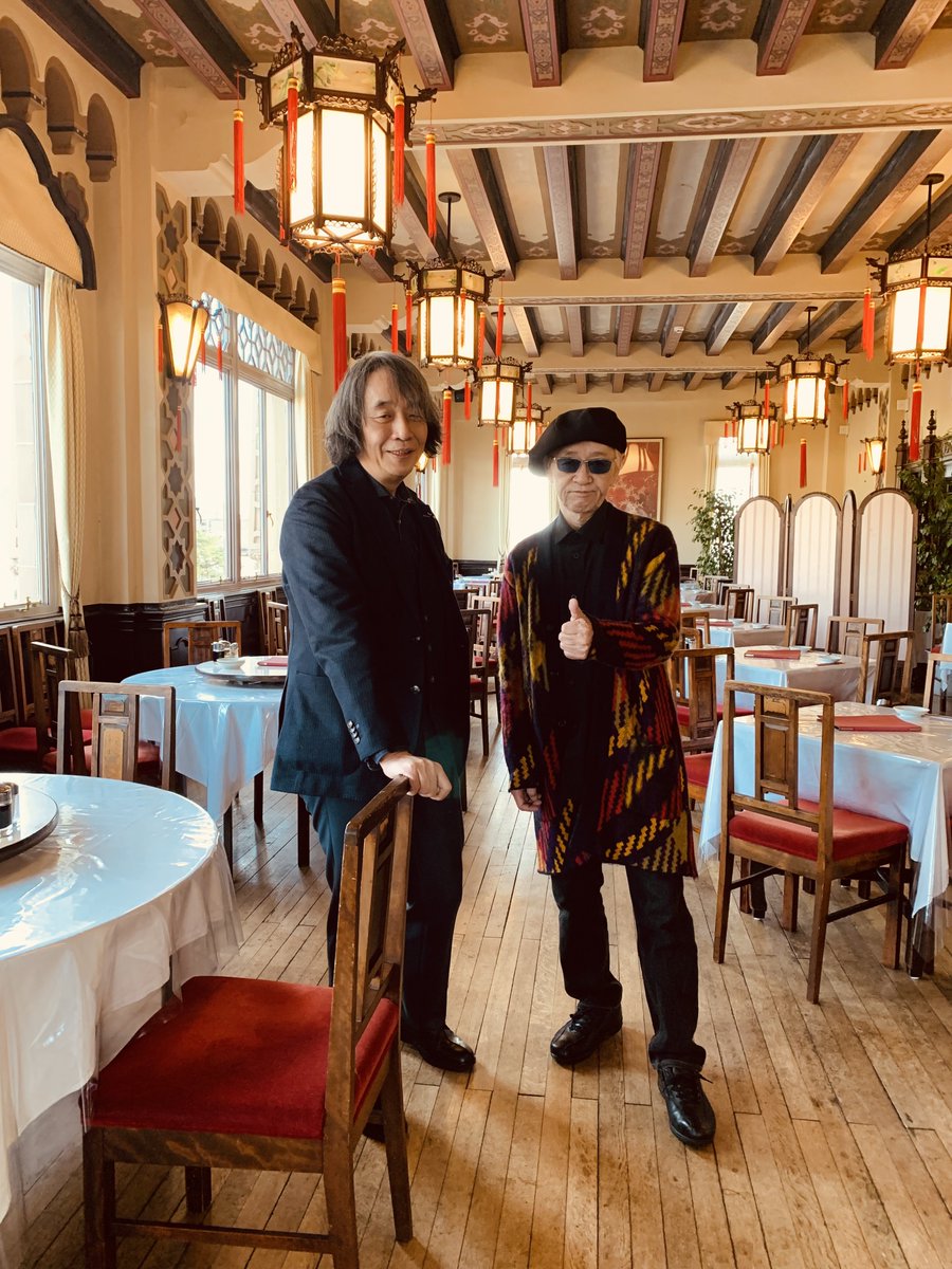 昨夕は有栖川有栖さんが京都に来てくださり、某社の編集さんたちも交えてお食事をご一緒しました。楽しいひとときでした。