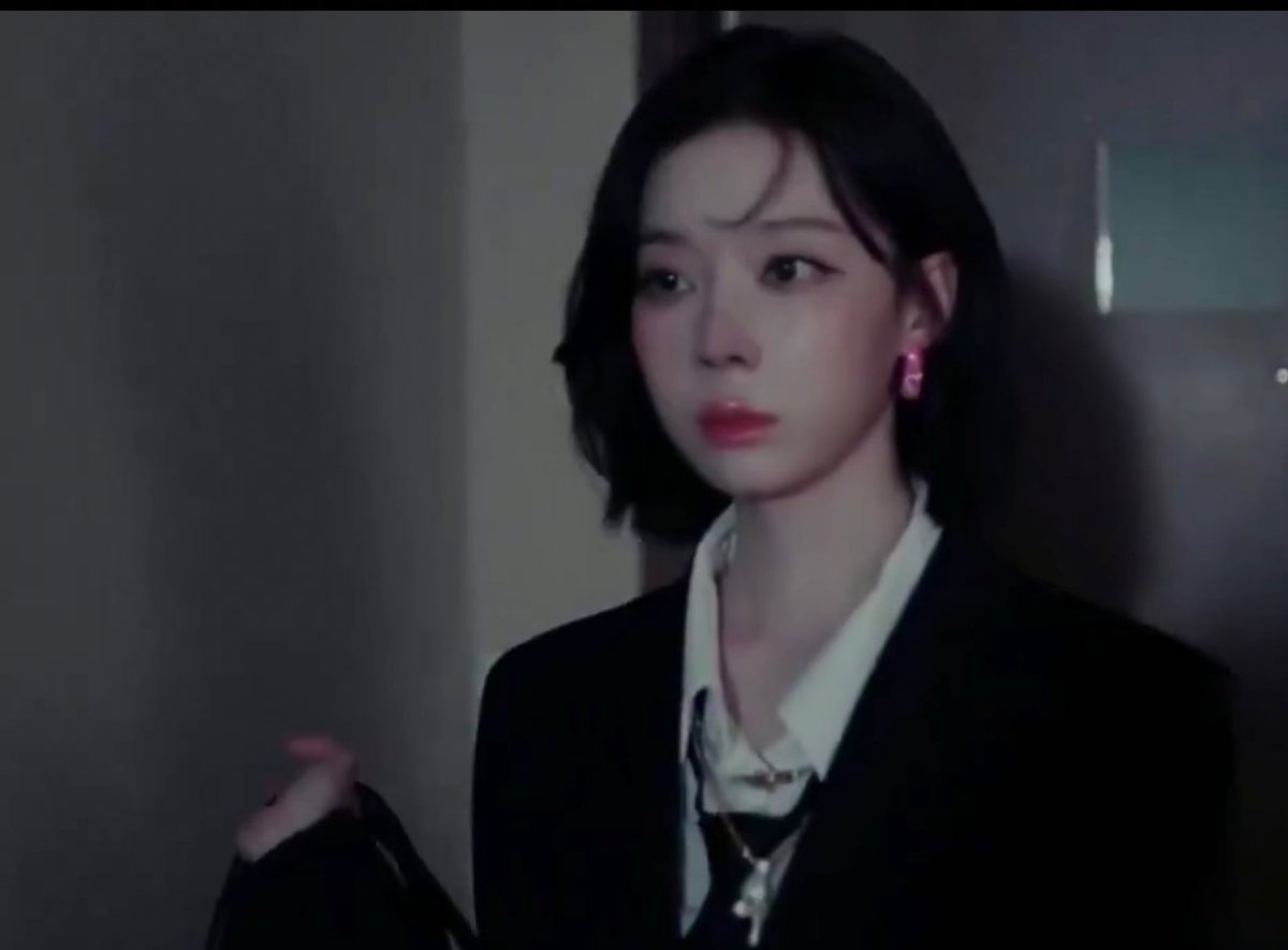 joyminjeong's tweet image. vcr minjeong pls slow down kitten..