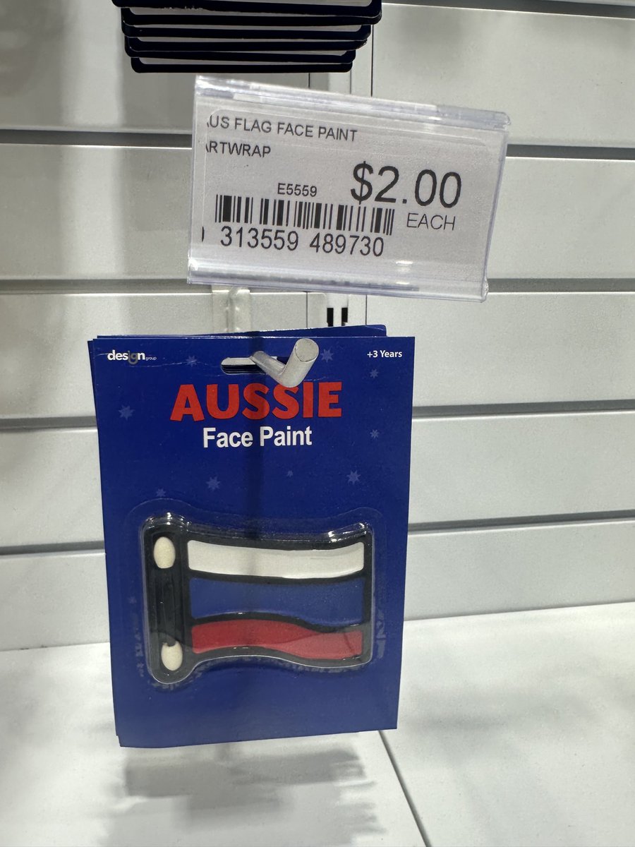 Fella_Slingers's tweet image. Australia Day is just around the corner and I found this “Aussie face paint” I definitely won’t be buying this horrible colour scheme #fuckrussia #SlavaUkraini #badpackaging