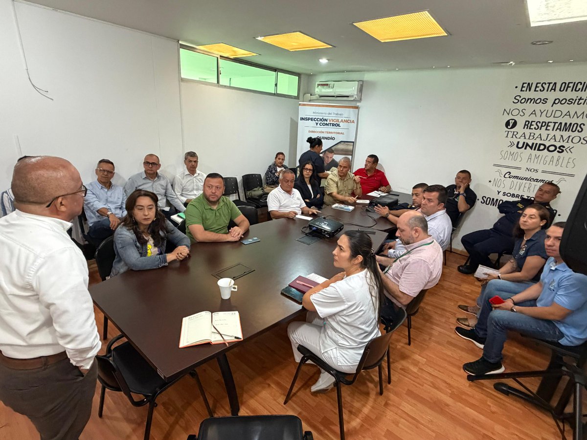 Participamos en acercamiento con organizaciones sindicales organizado por la CUT Quindío, con la presencia del director del <a href="/MintrabajoCol/">MinTrabajo</a> Quindío. Expusimos las irregularidades que, en materia de transporte, se presentan con los funcionarios que realizan actividades de IVC.