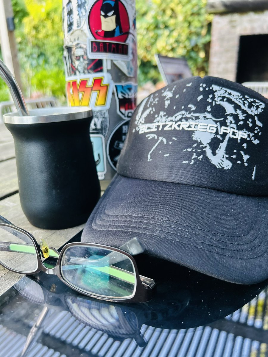 Pronto el nuevo guion, para el próximo capítulo. 

El sitio a Leningrado. Una descarnada historia de supervivencia. 

Próximamente.