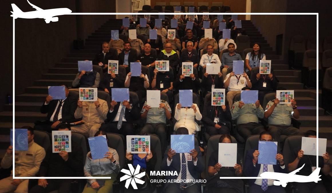 El día de hoy concluyó el segundo Entrenamiento del Programa de Control de Pasajeros y Carga en el #AIBJCM. Durante la ceremonia de clausura, representantes de #GrupoAeroportuarioMarina y de la Oficina de las Naciones Unidas contra la Droga y el Delito (<a href="/UNODC/">UN Office on Drugs & Crime</a>) entregaron