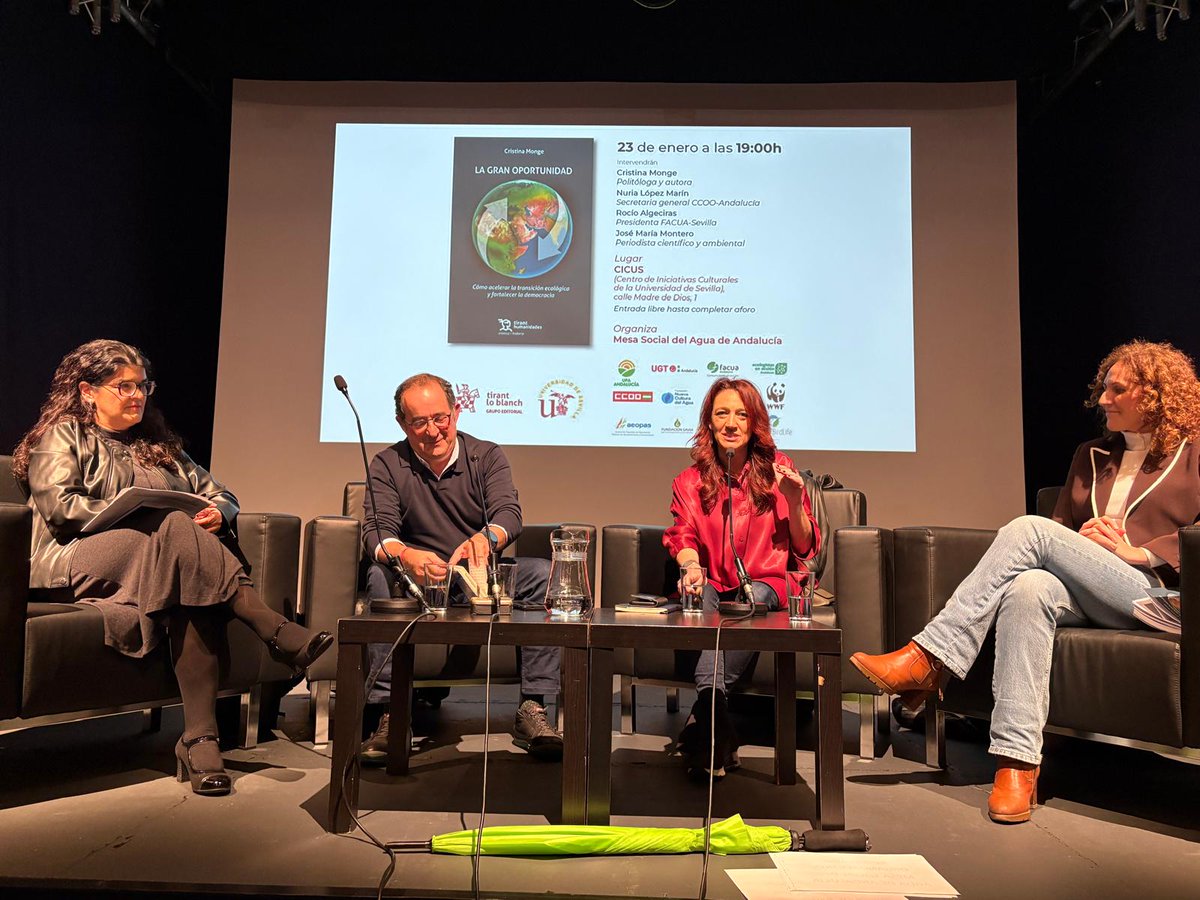 Hoy he estado en <a href="/CICUS_/">CICUS</a> de la <a href="/unisevilla/">Universidad de Sevilla</a> en la presentación del libro “La gran oportunidad” de <a href="/tinamonge/">cristina monge 🇪🇺</a>. La Mesa Social del Agua de Andalucía ha organizado el acto y he compartido debate con Nuria López <a href="/nurialomar/">Nuria López Marín</a> <a href="/ccooandalucia/">CCOO de Andalucía</a> y con  José María Montero <a href="/canalsur/">CanalSur</a>. <a href="/FACUA/">FACUA</a>