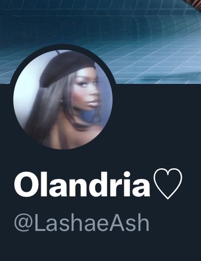 kordenas's tweet image. THE FAMILY IS GOIN TO PARIS ✨